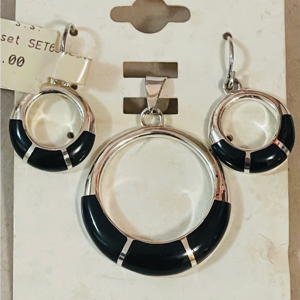 Lot Of 2 Southwest Sterling Silver Onyx Circle Dangle Earrings Pendant